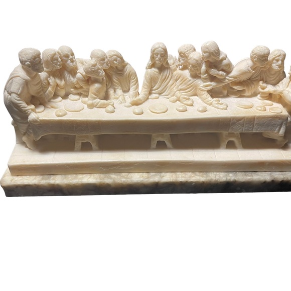 Vintage Mid Century Alabaster Last Supper carved statue on Marble Italy - Picture 6 of 10